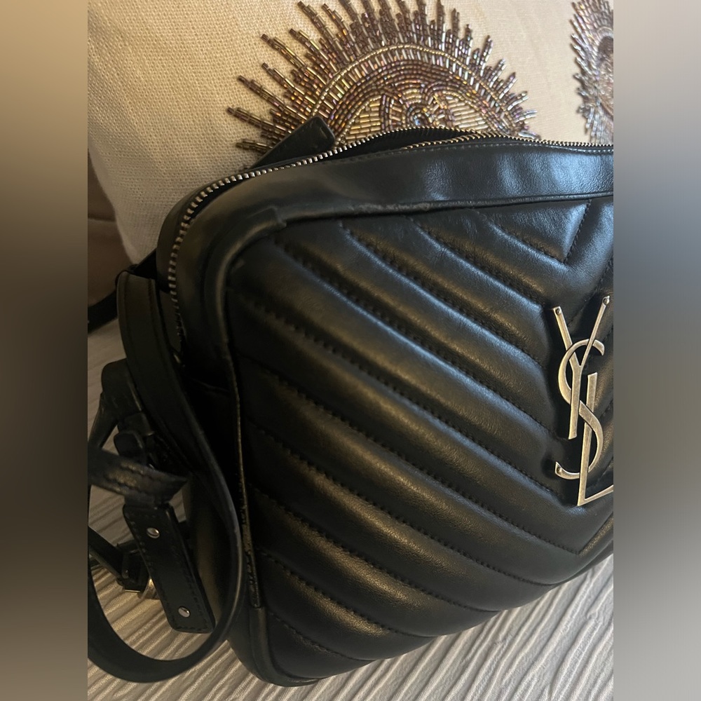 Yves Saint Laurent Black Quilted Leather Camera Bag with Gold Logo - Picture 4 of 17